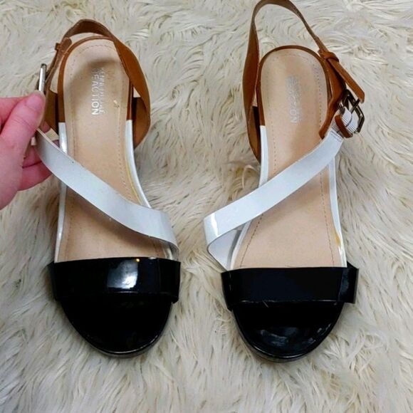 Kenneth Cole Reaction Shoes - Kenneth Cole Reaction Sandals Size 9.5 PRICE FIRM 💥